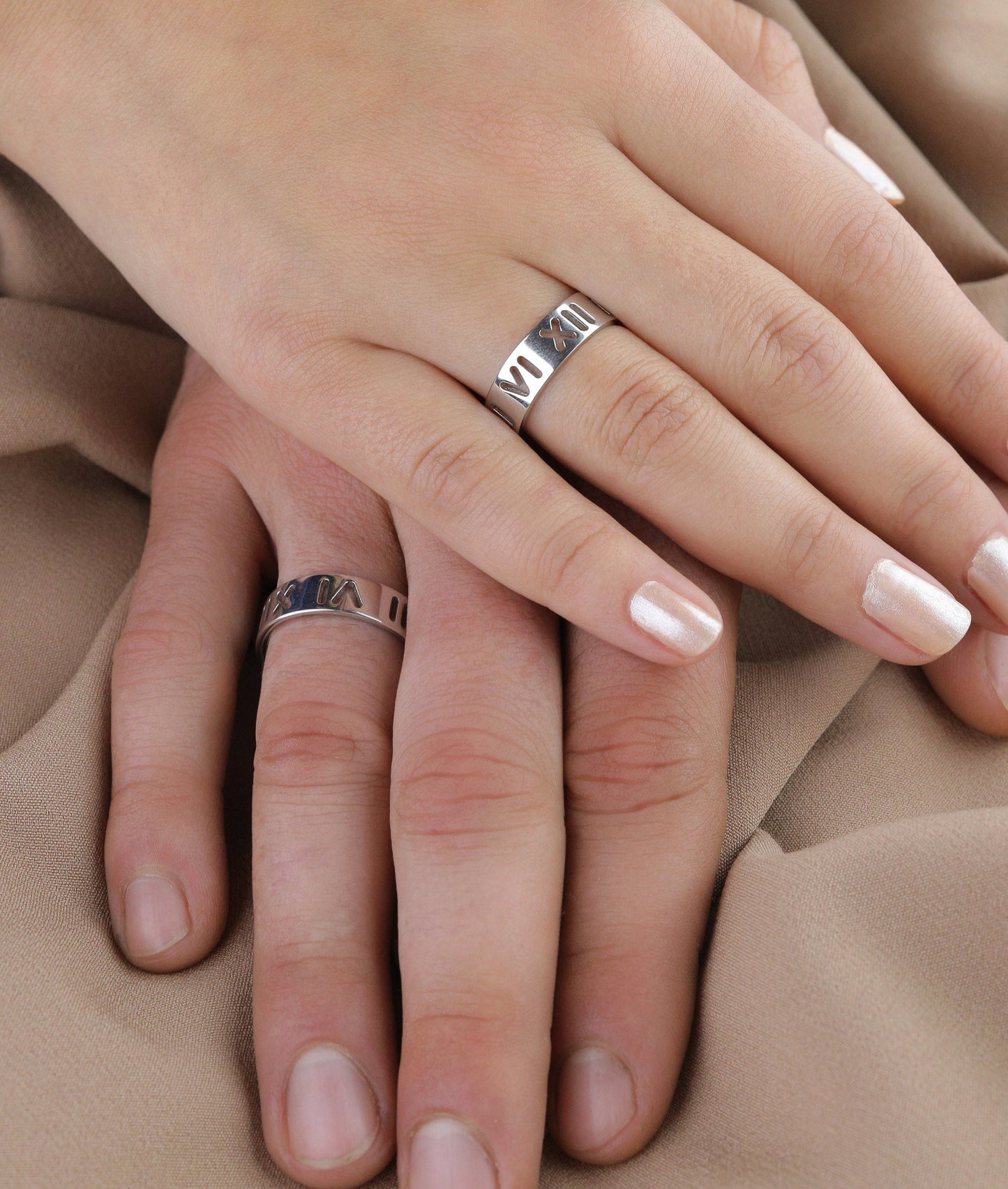 Romen Numeral Promise Ring Set,Anniversary Rings,Roman Number Style Band,Gold Engagement Ring,Couples Matching Rings,5mm Personalized Ring