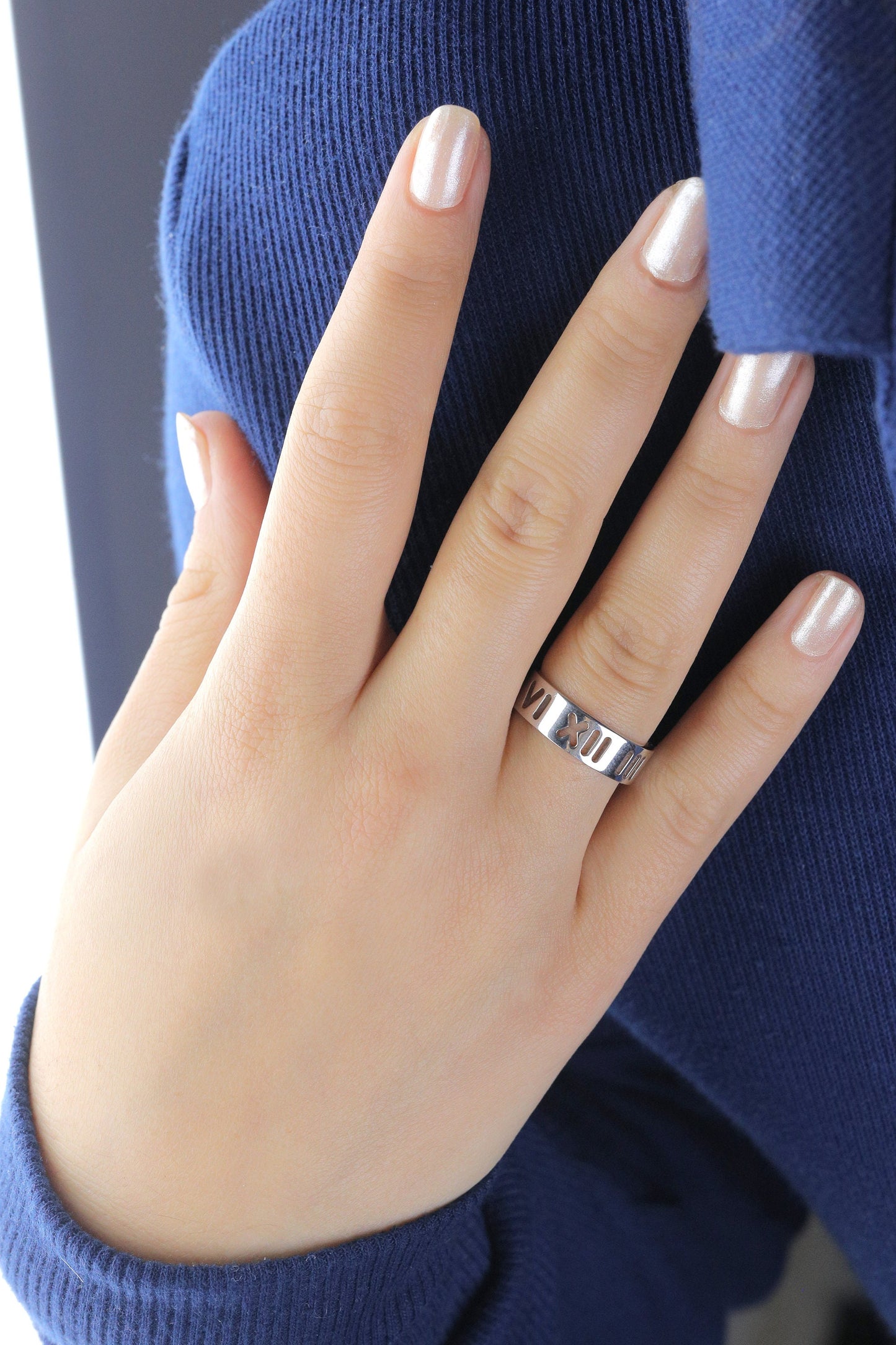Romen Numeral Promise Ring Set,Anniversary Rings,Roman Number Style Band,Gold Engagement Ring,Couples Matching Rings,5mm Personalized Ring