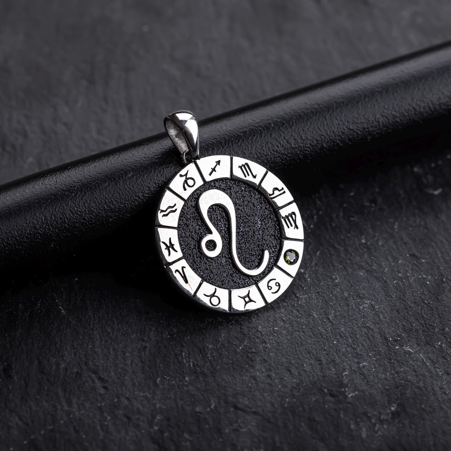 Silver Leo Zodiac Pendant