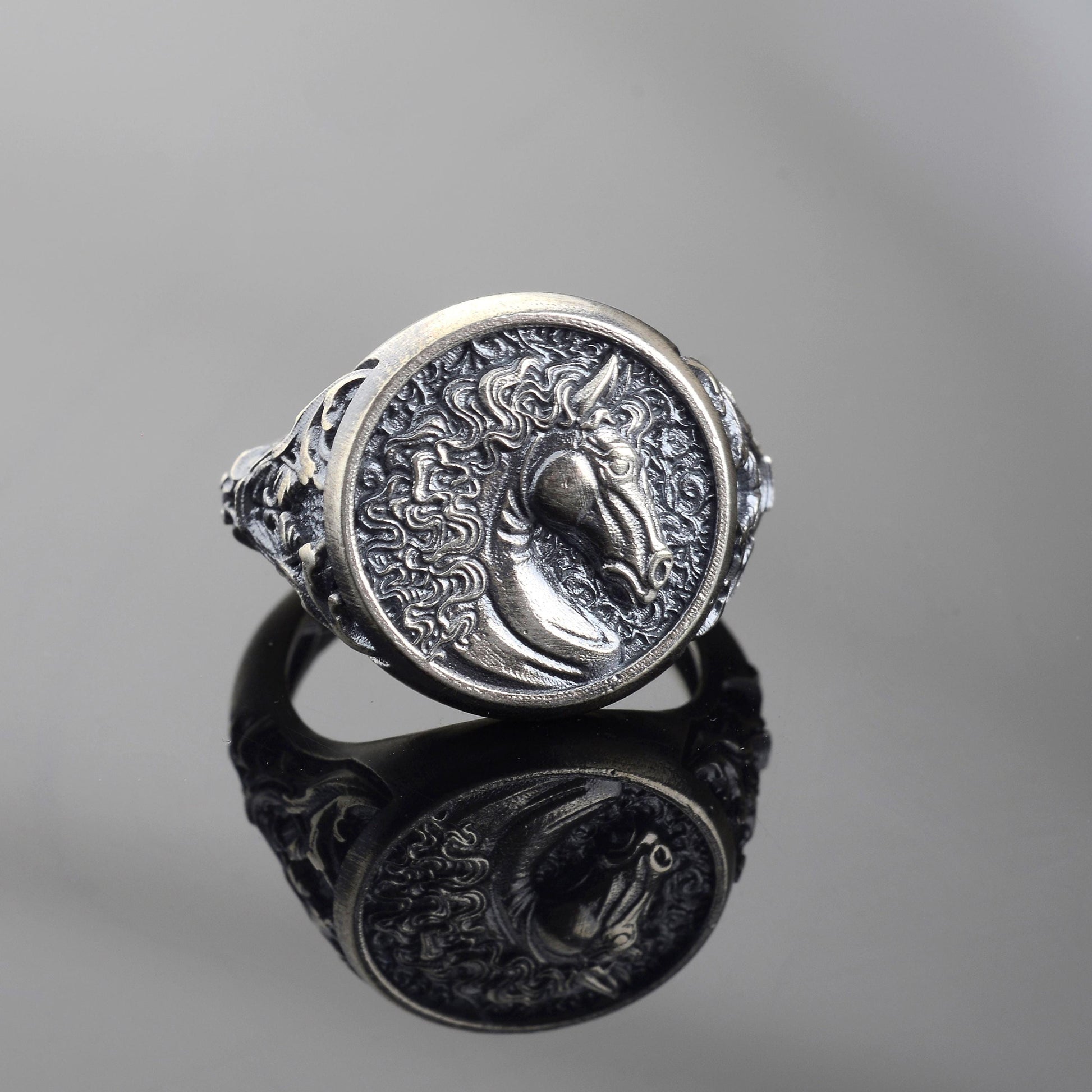 Engraved Horse Head Ring, Sterling Silver Plated, Animal Signet