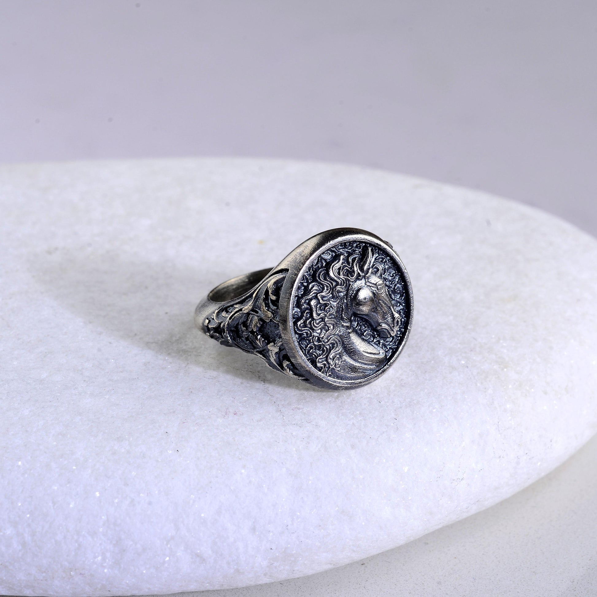 Engraved Horse Head Ring, Sterling Silver Plated, Animal Signet