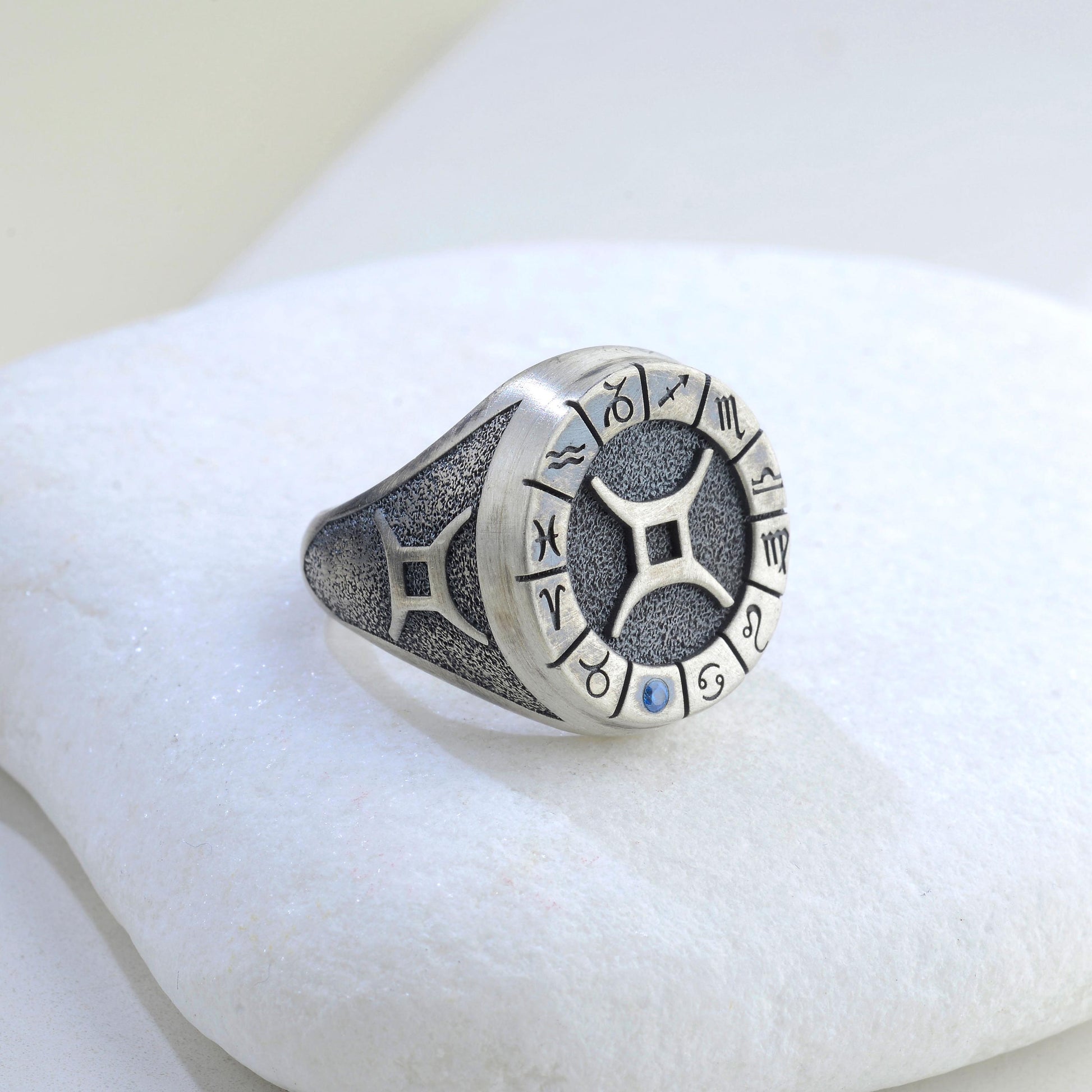 Sterling Silver Gemini Zodiac Ring: Horoscope Astrology Ring