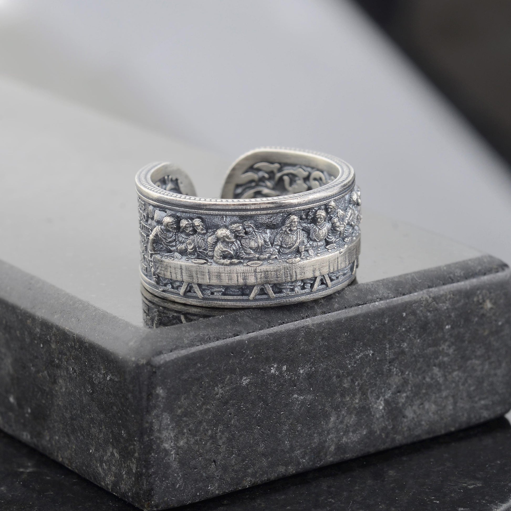 Sterling Silver Last Supper Ring: Engraved Da Vinci Renaissance Jewelry