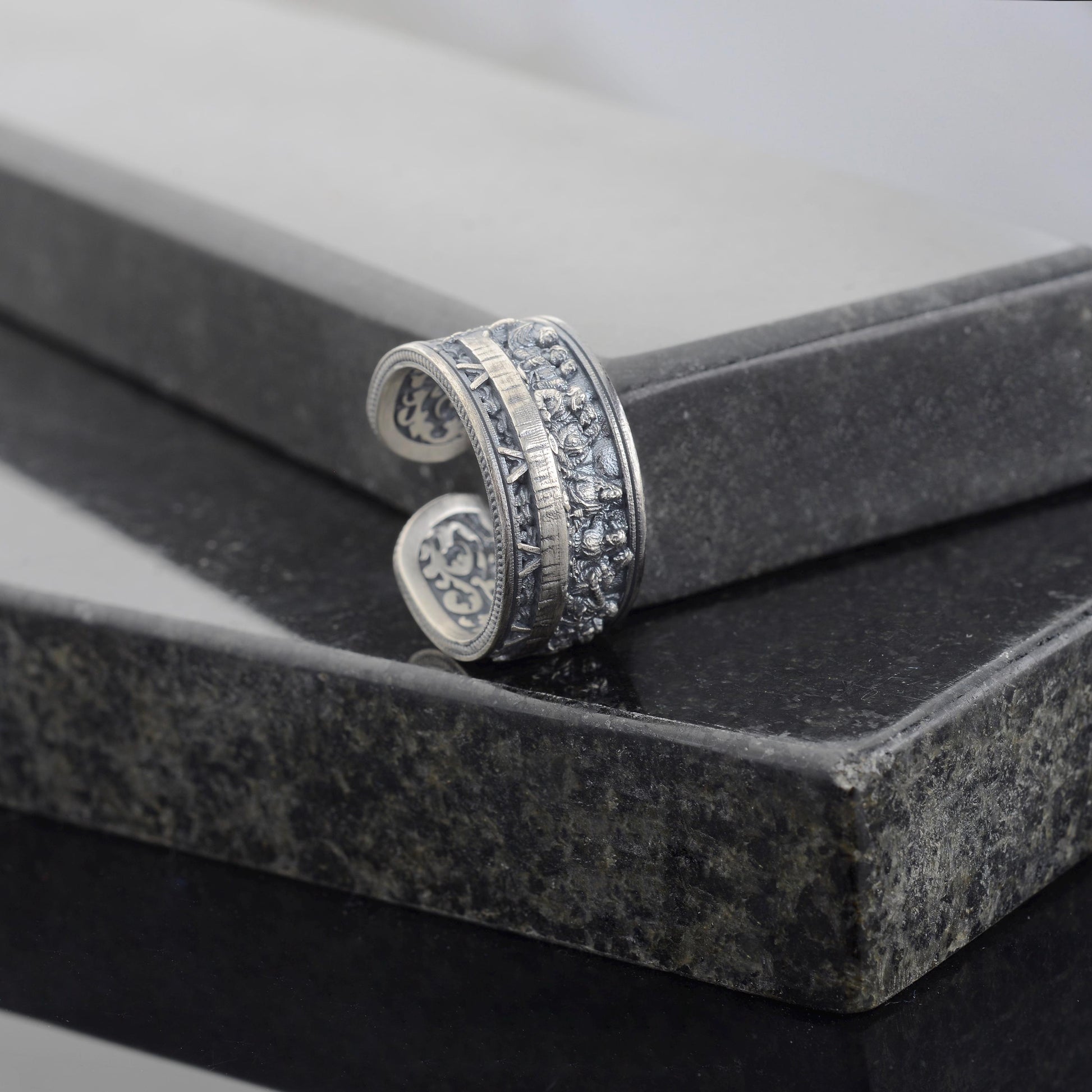Sterling Silver Last Supper Ring: Engraved Da Vinci Renaissance Jewelry