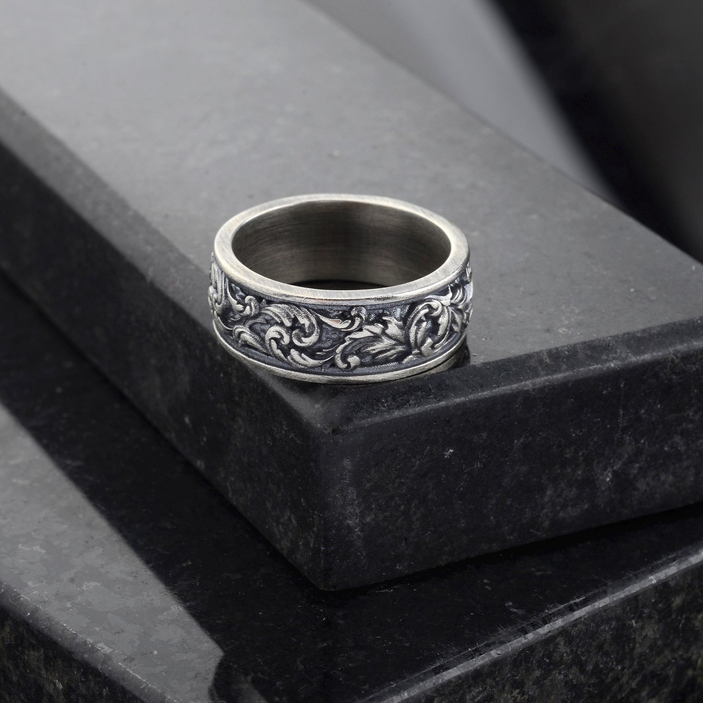 Sterling Silver Leaf Pattern Ring, Unisex Floral Band