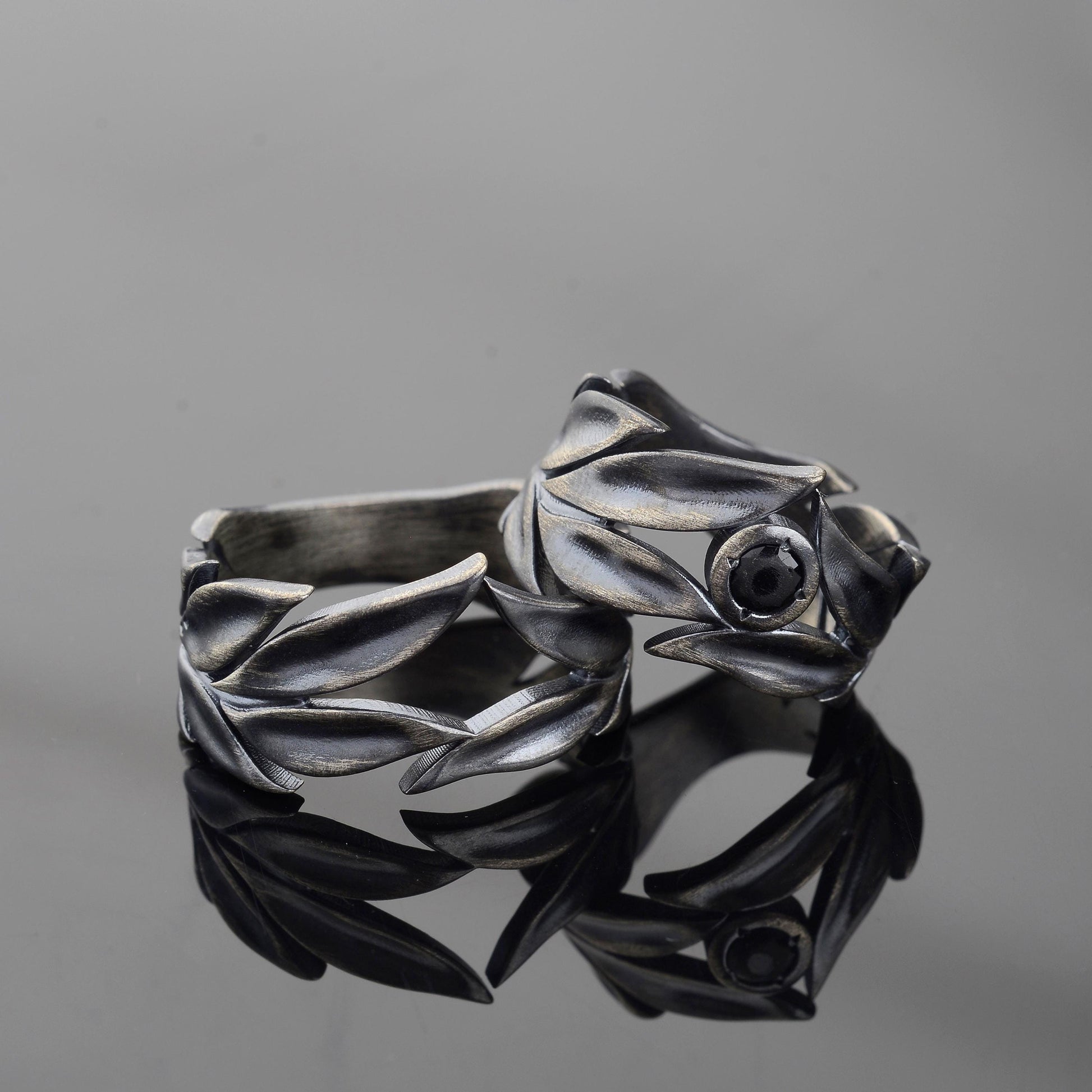 Sterling Silver Leaves Ring Set: Black Onyx Wedding Bands