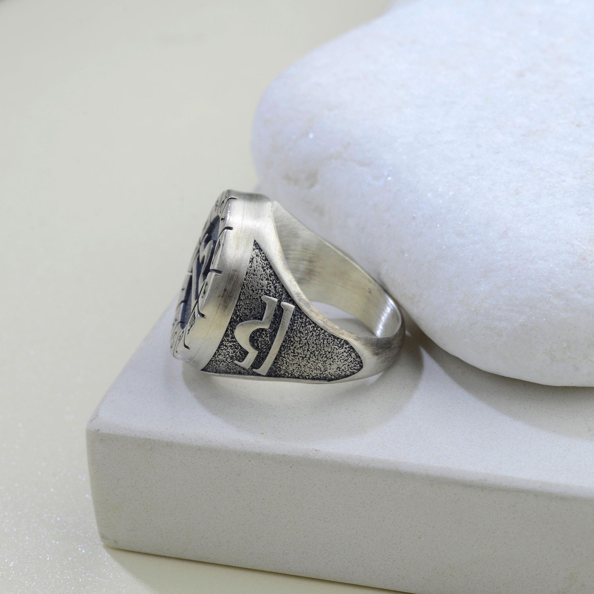 Sterling Silver Libra Zodiac Ring: Horoscope Astrology Jewelry