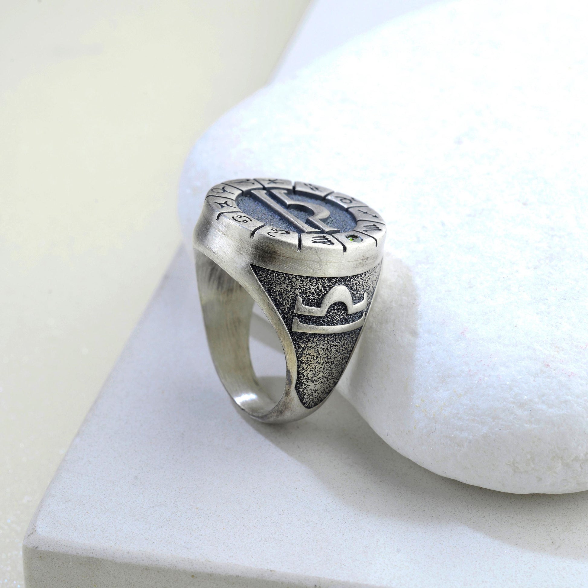 Sterling Silver Libra Zodiac Ring: Horoscope Astrology Jewelry