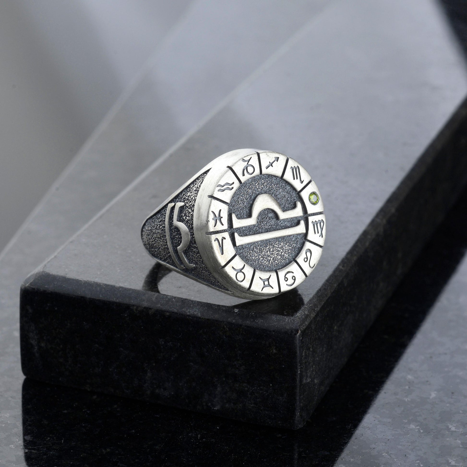 Sterling Silver Libra Zodiac Ring: Horoscope Astrology Jewelry
