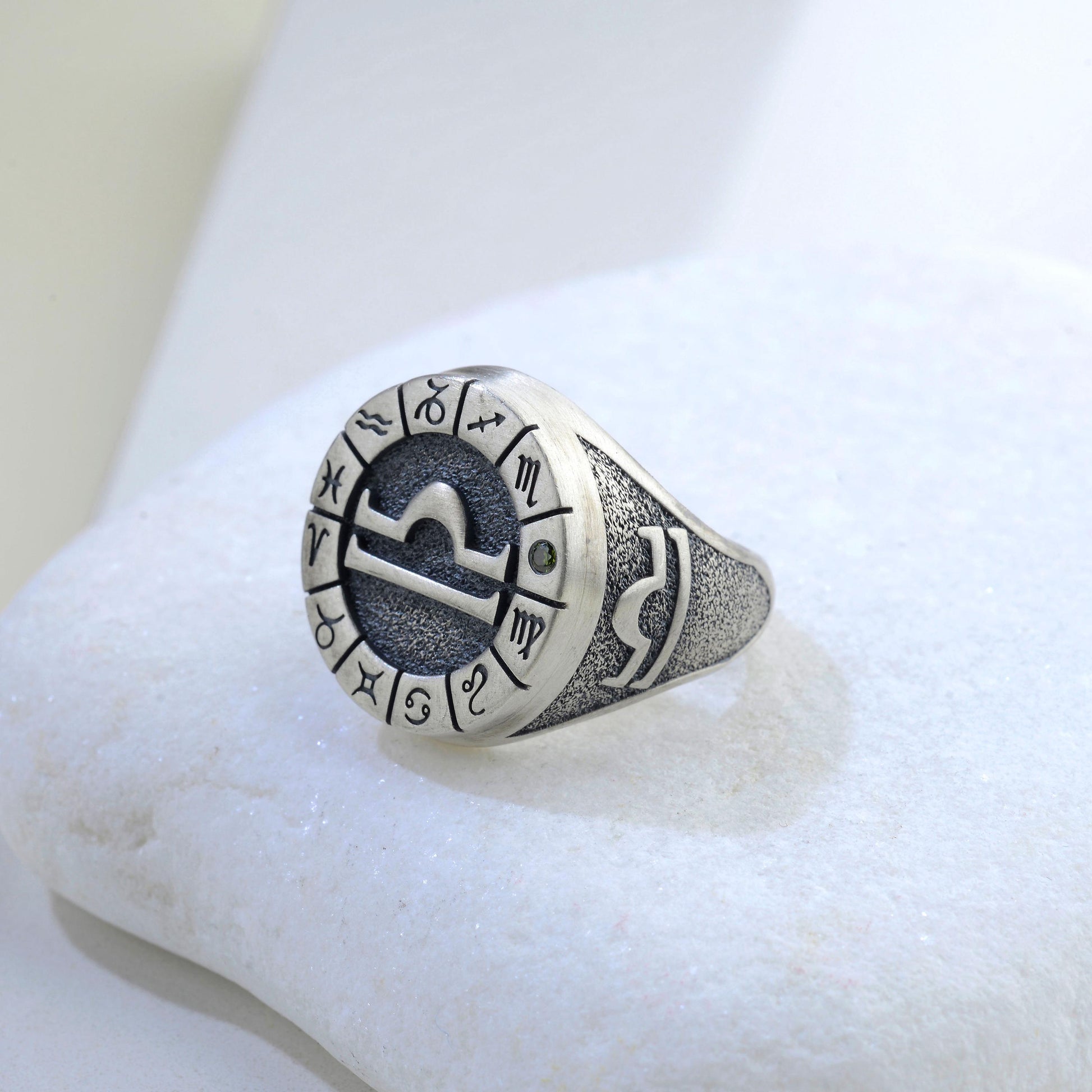 Sterling Silver Libra Zodiac Ring: Horoscope Astrology Jewelry