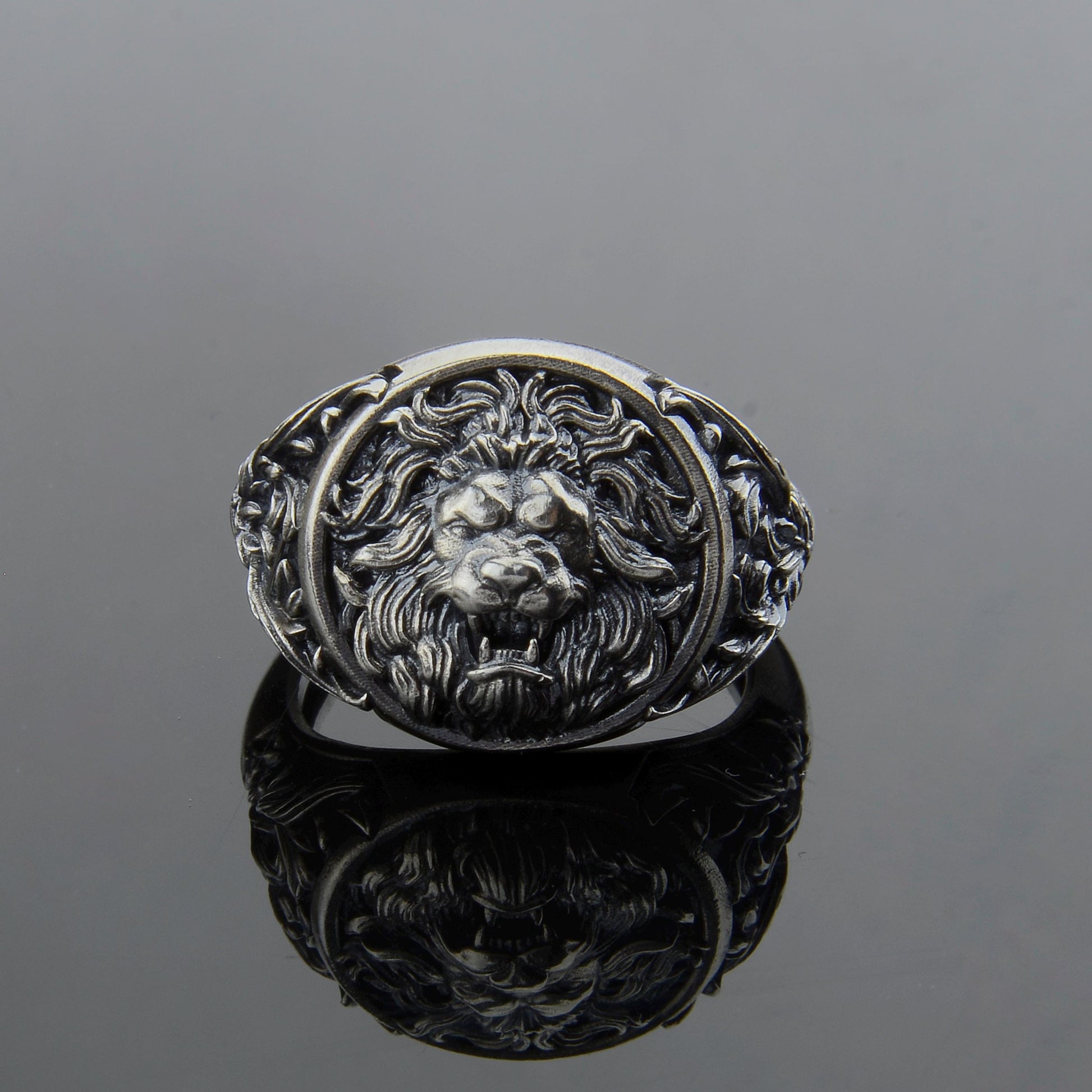 Sterling Silver Lion Head Signet Ring: Handmade Animal Jewelry