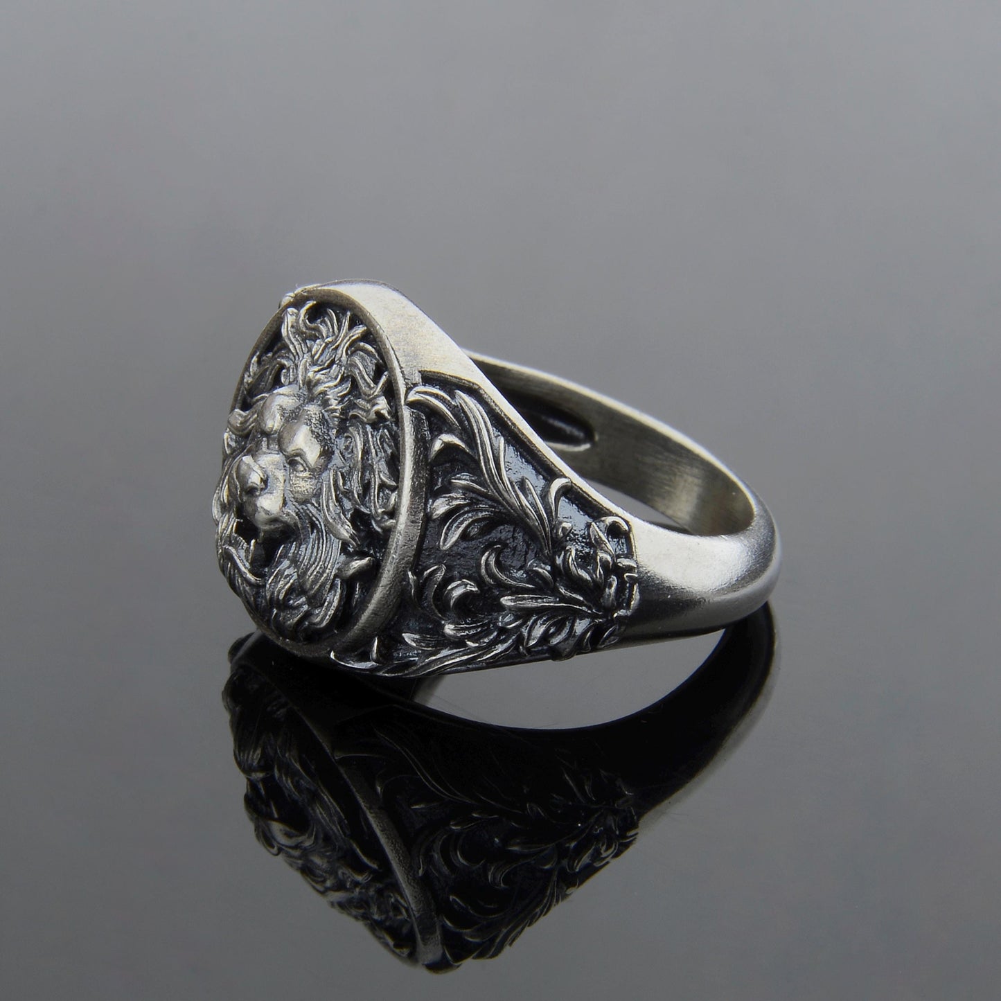 Sterling Silver Lion Head Signet Ring: Handmade Animal Jewelry