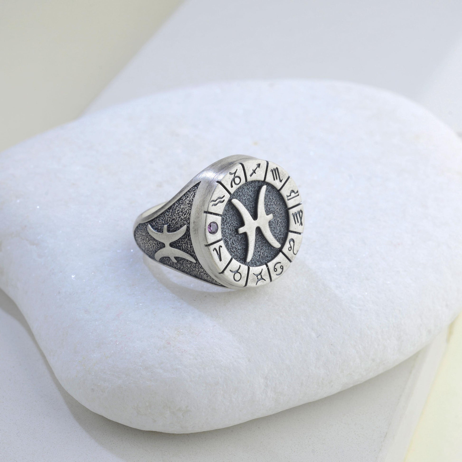 Sterling Silver Pisces Zodiac Ring: Horoscope Astrology Gift