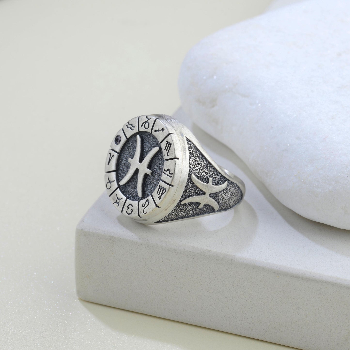 Sterling Silver Pisces Zodiac Ring: Horoscope Astrology Gift