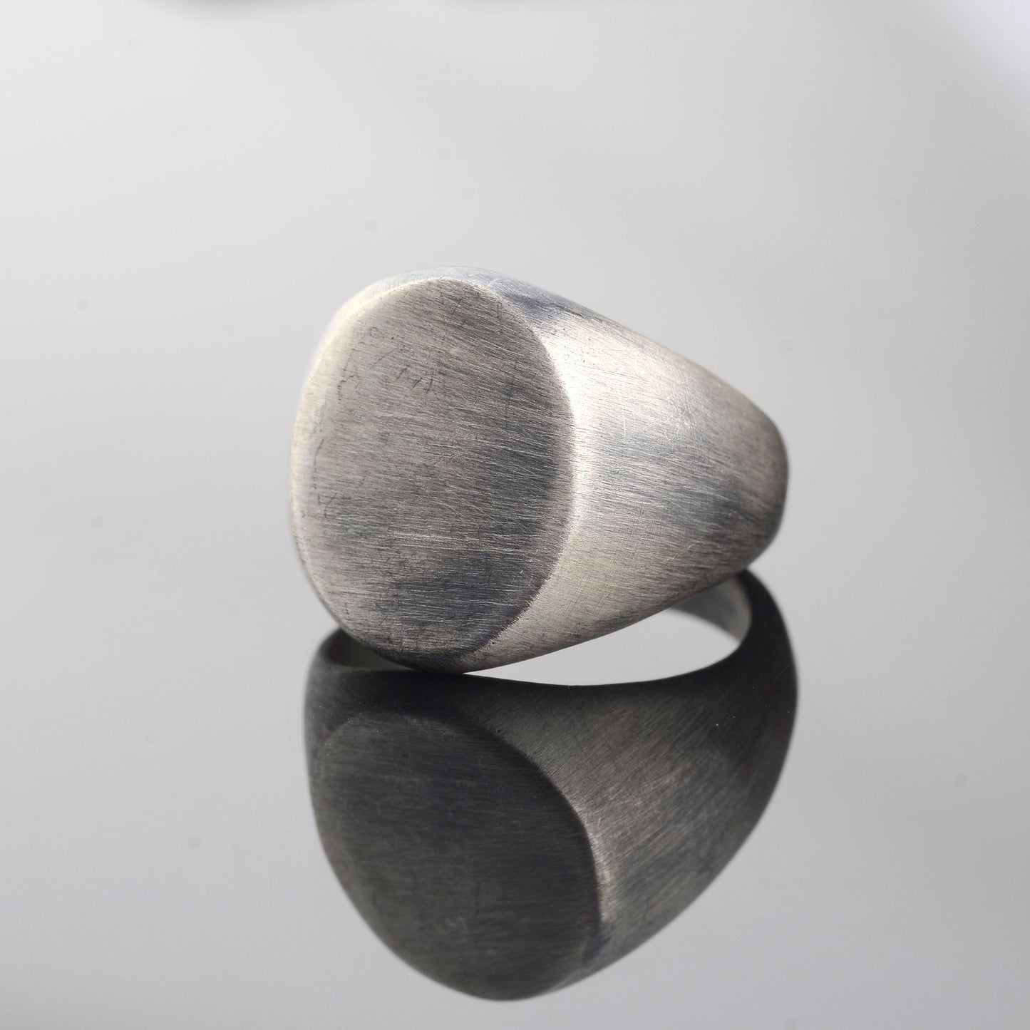 925 Sterling Silver Plated Signet Ring: Minimalist Vintage Band