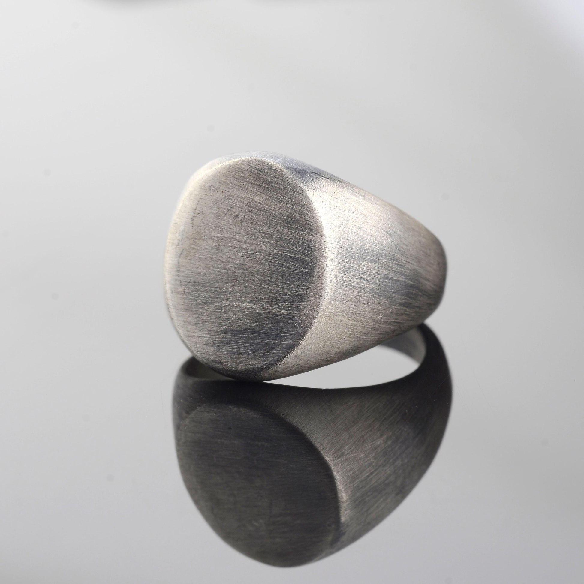 925 Sterling Silver Plated Signet Ring: Minimalist Vintage Band