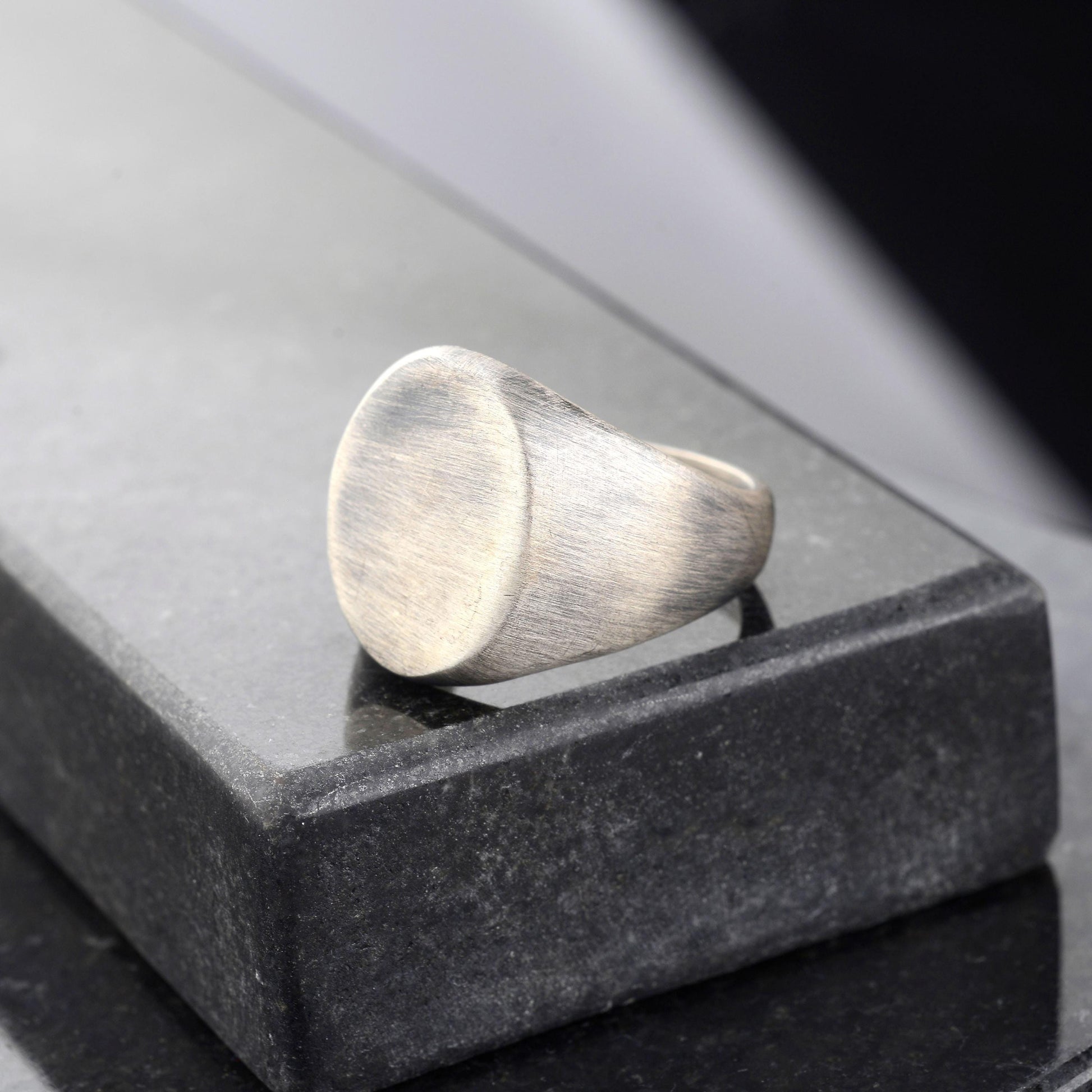 925 Sterling Silver Plated Signet Ring: Minimalist Vintage Band