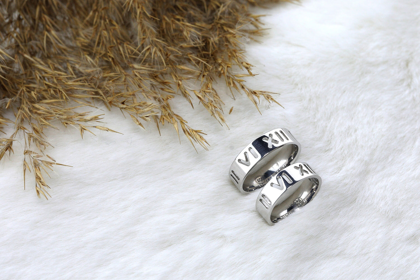 Romen Numeral Promise Ring Set,Anniversary Rings,Roman Number Style Band,Gold Engagement Ring,Couples Matching Rings,5mm Personalized Ring