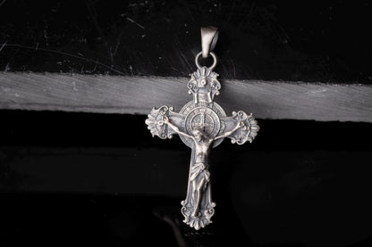 Cross Crucifix Pendant