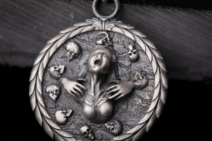 Screaming Woman Skull Pendant