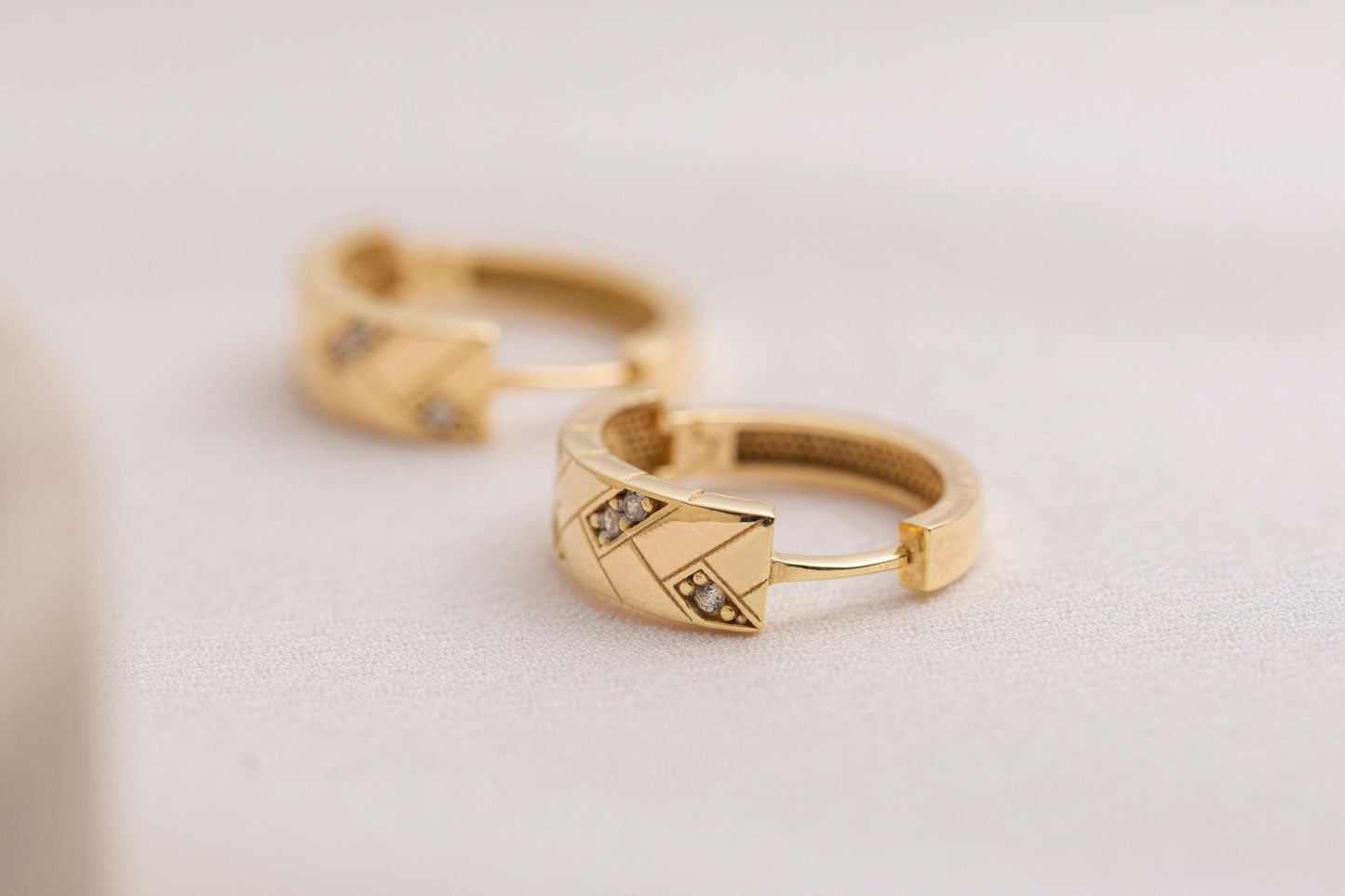 14k or Sterling Silver Vintage Earrings, Solid 14k Gold Huggie Hoop Earrings, Chunky Huggie Design,  Dainty Simple Earring, Cartilage