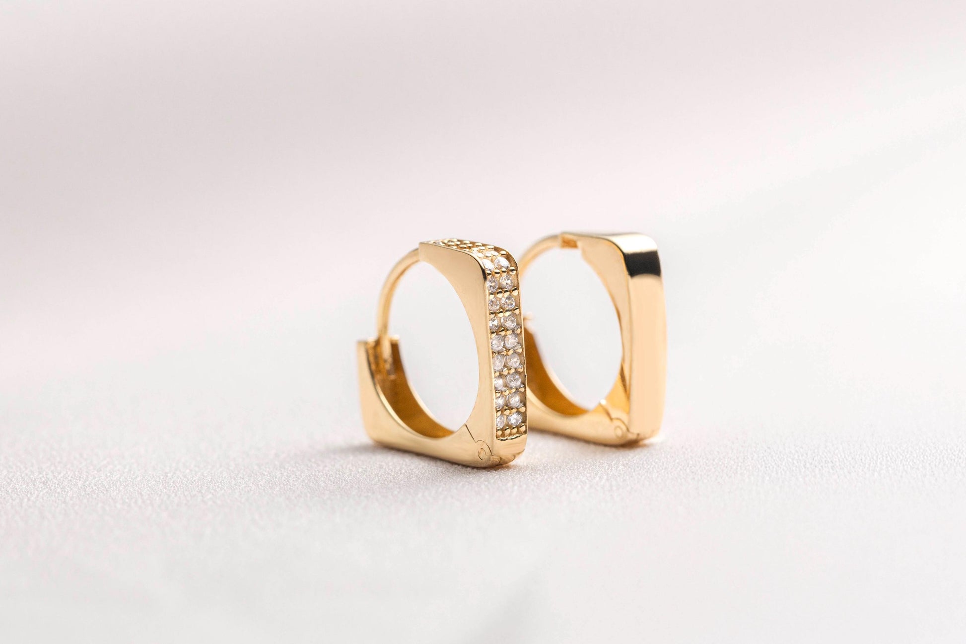 14k Gold Square Huggie Hoop Earrings, CZ Pave Gold Huggies, Geometric Small Gold Hoops, Minimalist Dainty Gold Earrings, Tiny Square Hoop