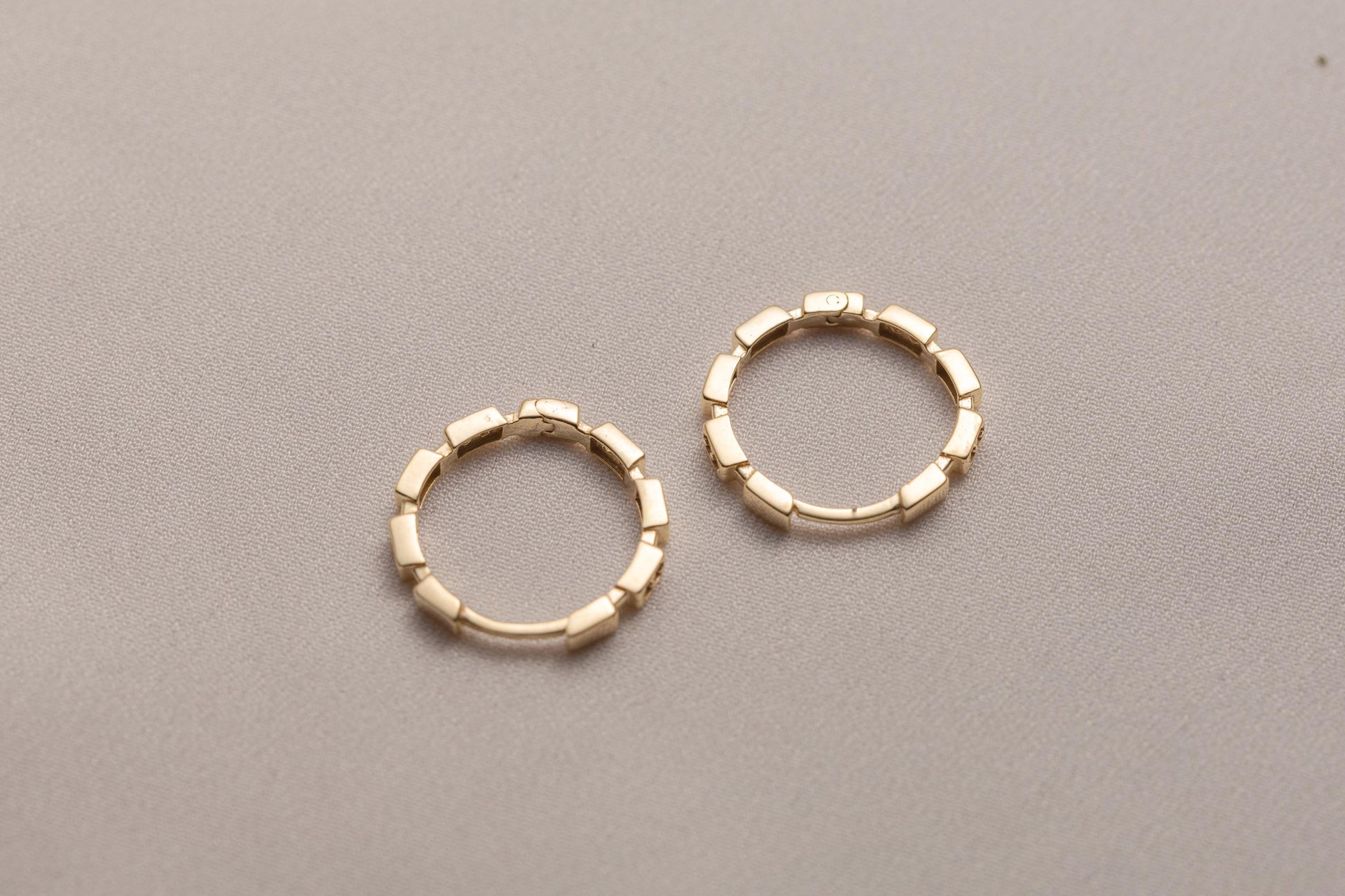 14K Gold CZ Huggie Hoop Earrings, Geometric Link Gold Hoops, Minimal Pave CZ Earrings, Modern Small Gold Hoop Earrings, Gold CZ Hoop Earring