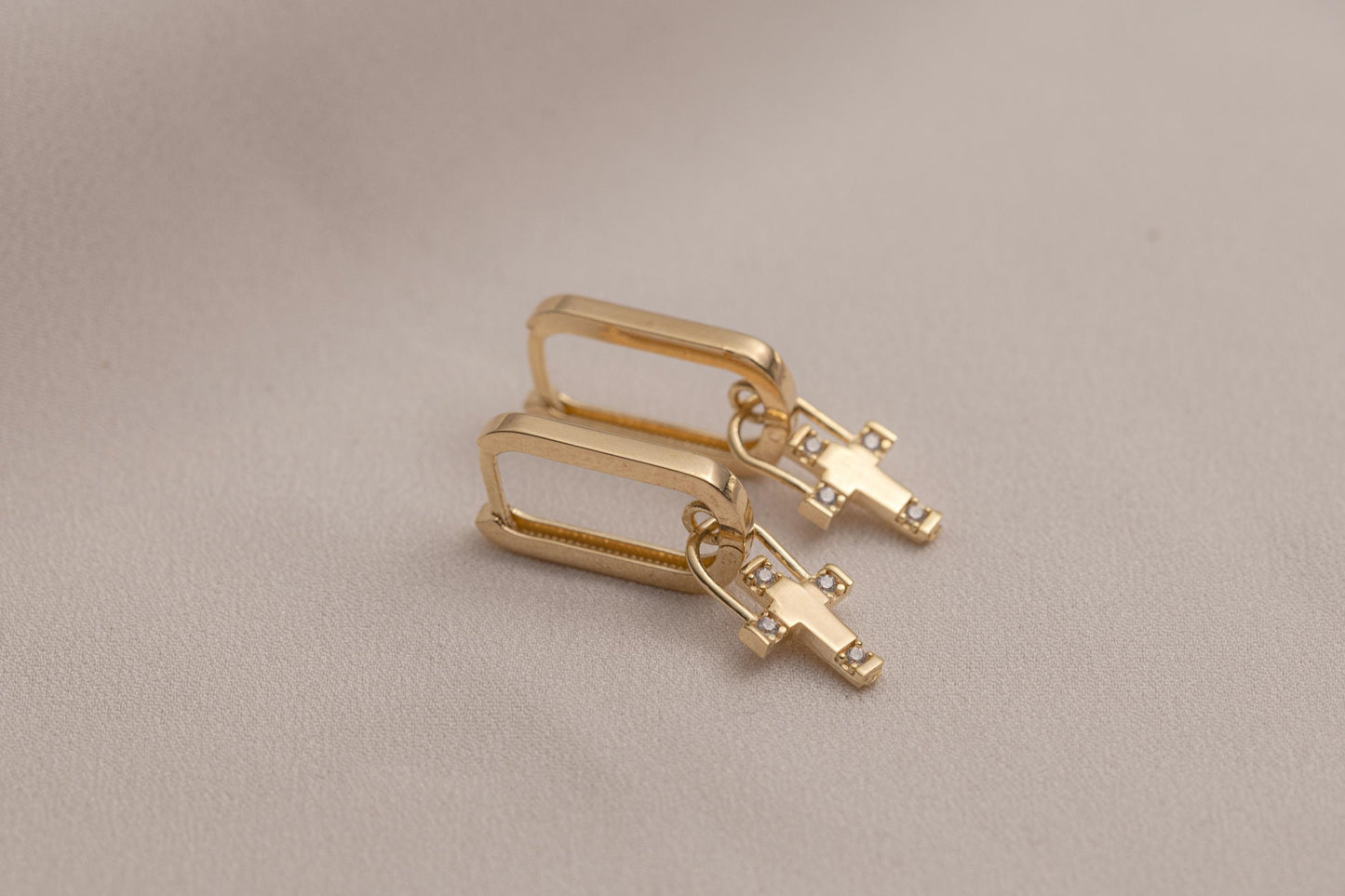 Dainty Cross Hoop Earrings, 14K Solid Gold Cross Earrings, Minimalist Cross Hoop Earrings, Cross Pendant Earrings, Diamond Cross Earring